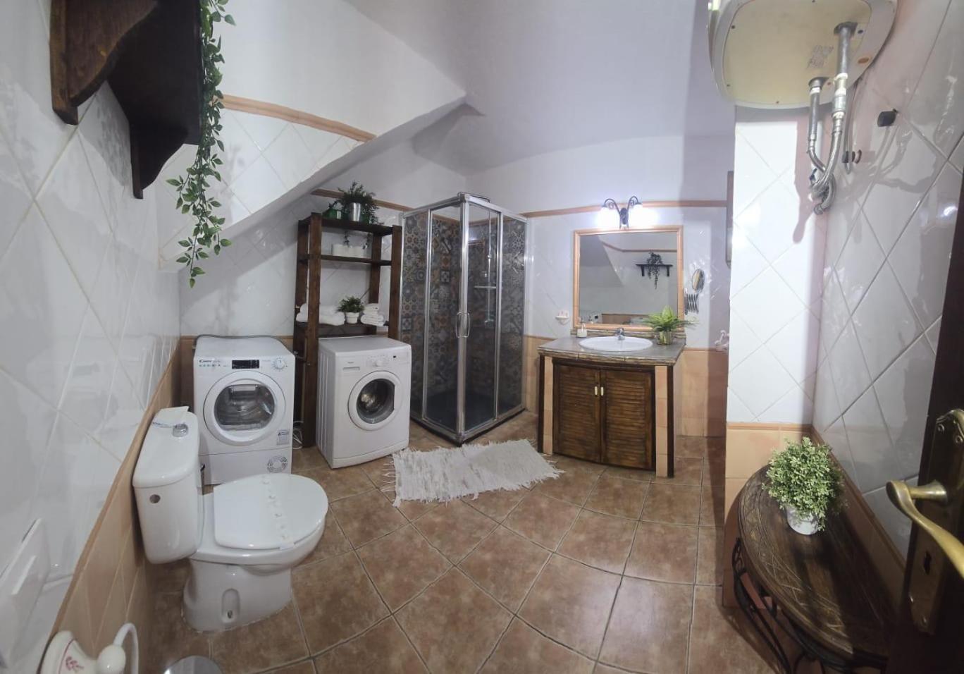 Landhuis Jorsam Con Piscina
