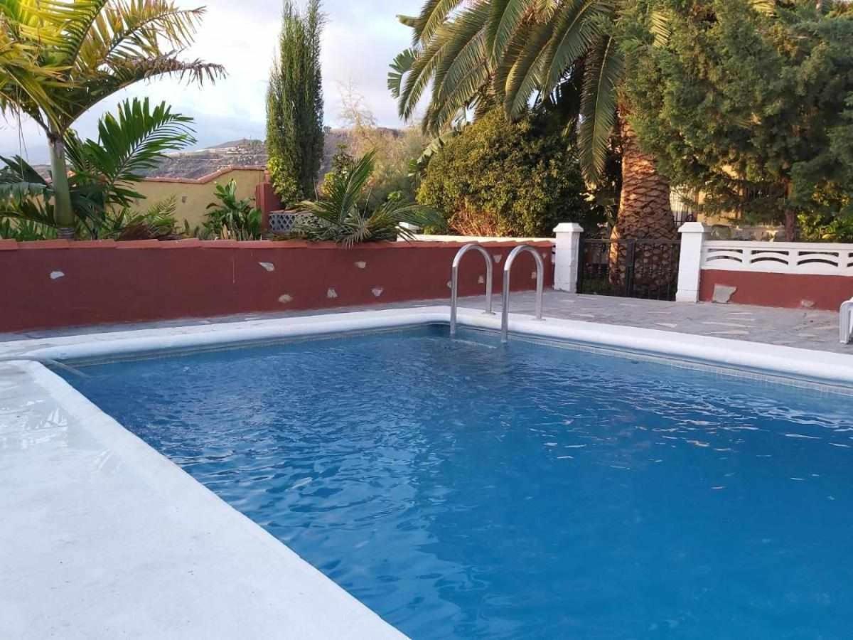 Jorsam Con Piscina Country house *